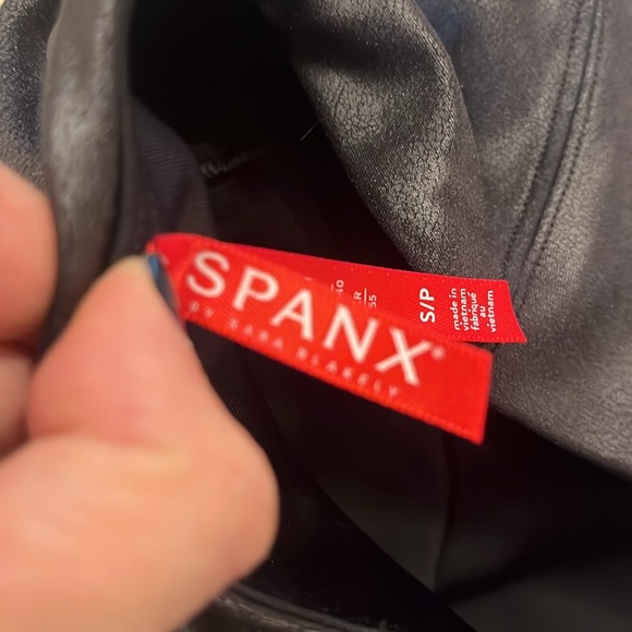Spanx faux leather leggings worn once - Picture 2 of 5